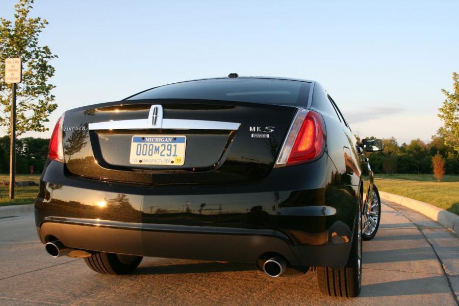  Lincoln MKS 2008 года  (фото 96 из 284)